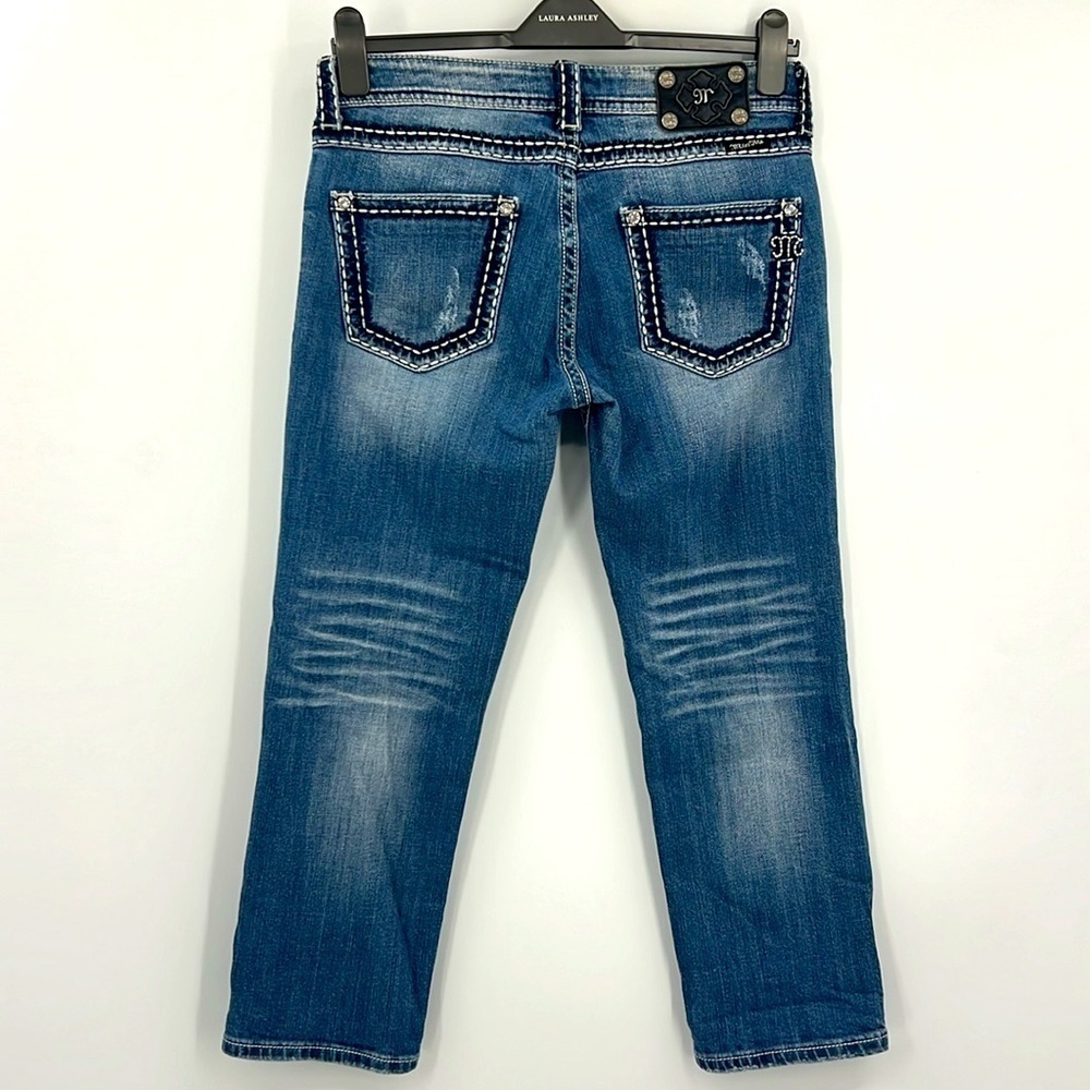 Miss Me Boyfriend White Stitch Cropped Stretch distressed, Jean’s
